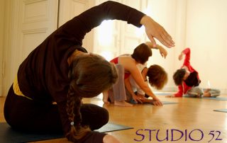 Online-Yoga Studio52